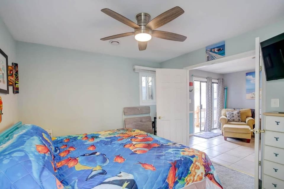 Stunning Amenities, Walk to Beach, Dock Available Apartment in Ocean City