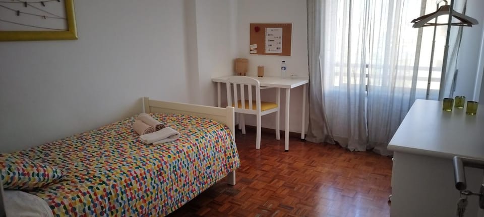 Bed, Seating area, Bedroom, towels