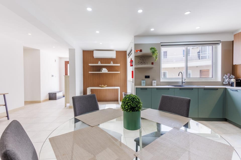 Living room, kitchen, air conditioner