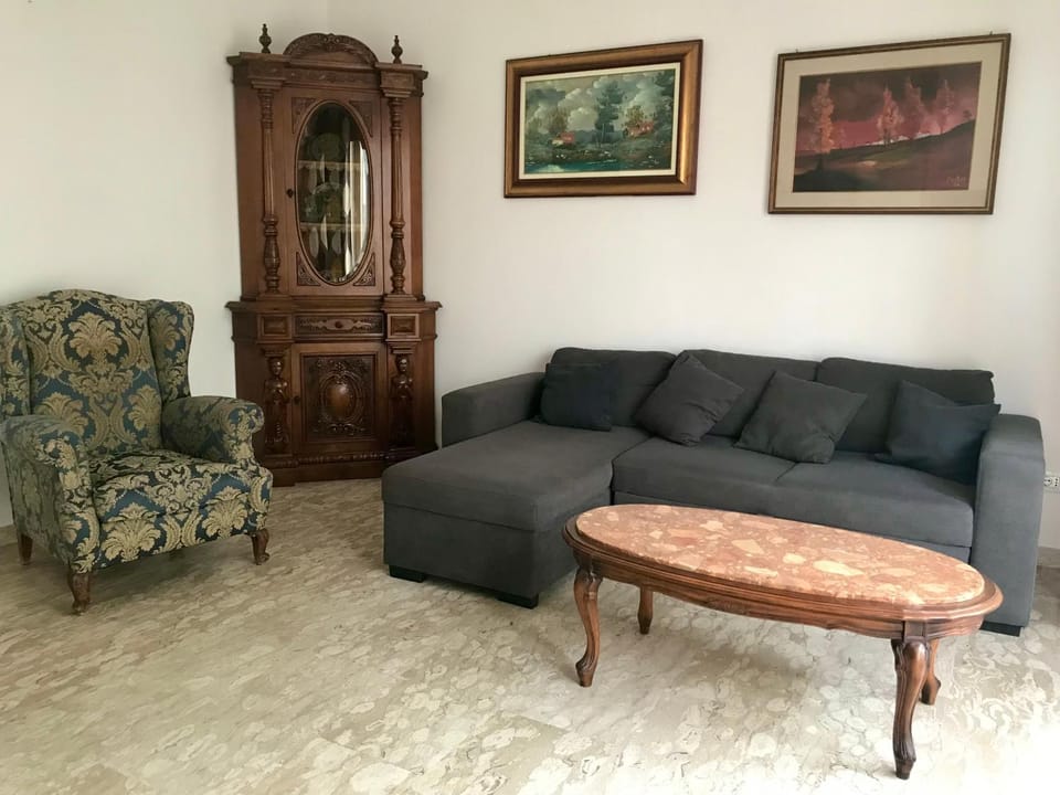 Seating area