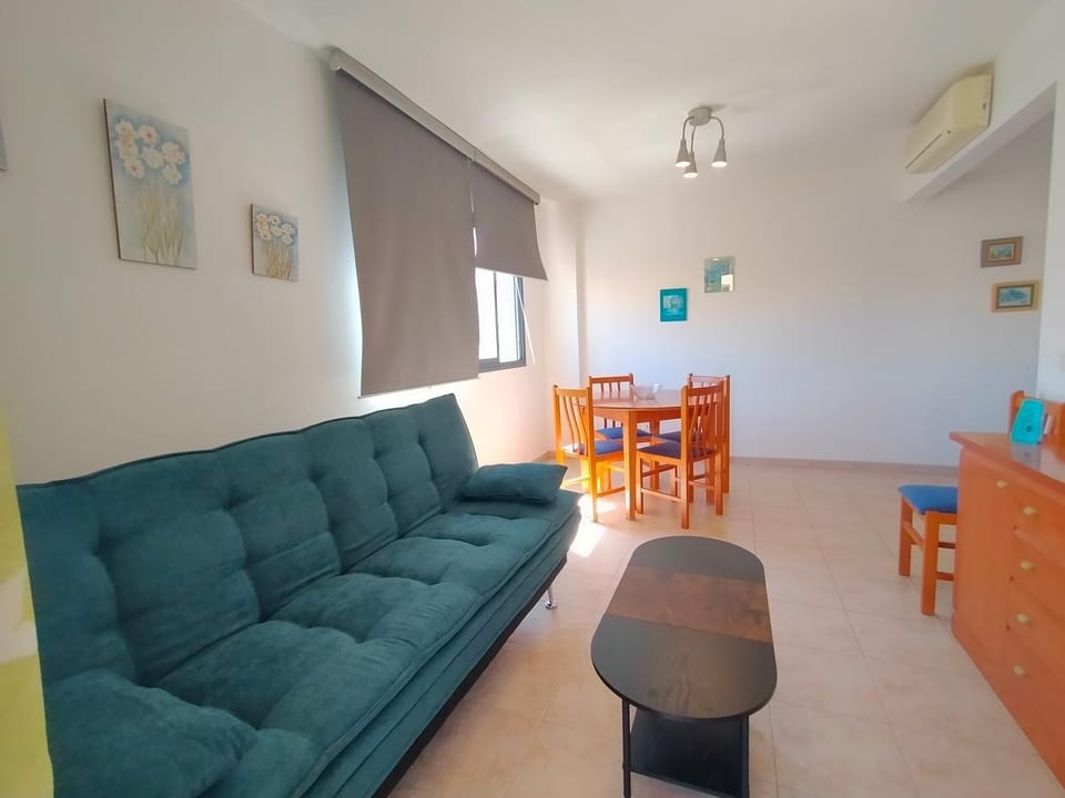 Living room, air conditioner