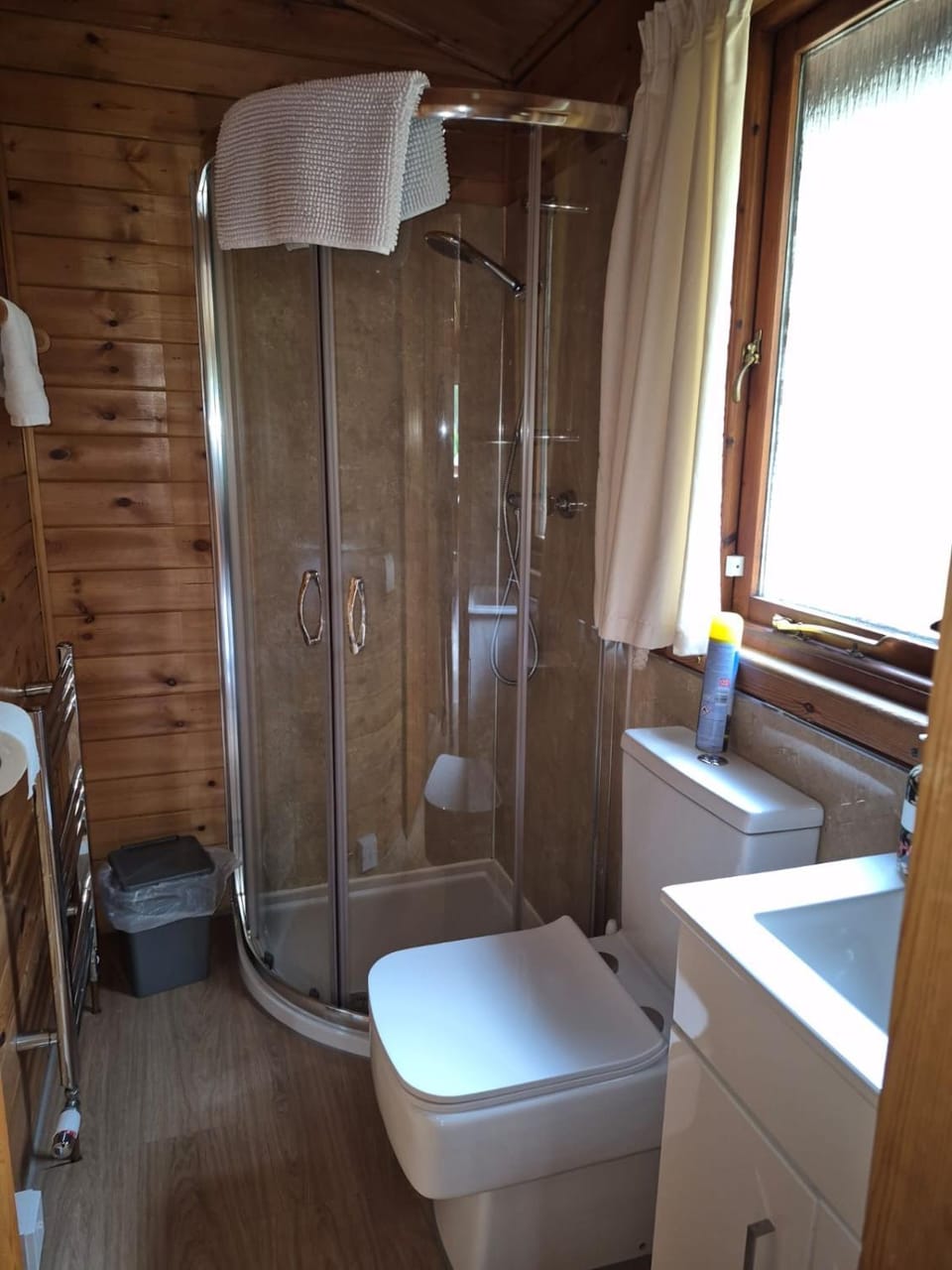 By The Way Campsite, Bothy Chalet Campground/ 
RV Resort in Tyndrum