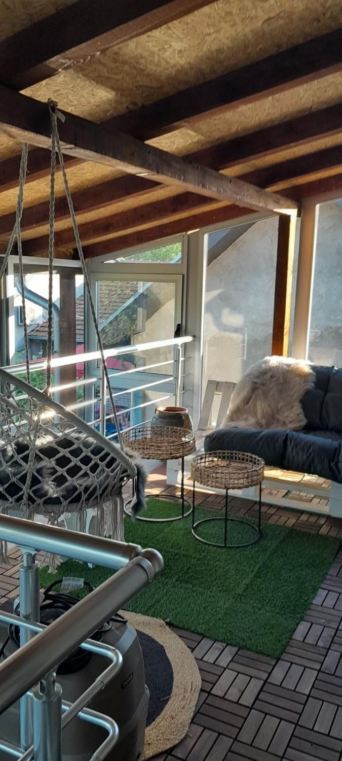 Balcony/Terrace, Balcony/Terrace