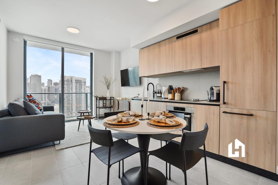 Kitchen or kitchenette, Seating area, Dining area, kitchen