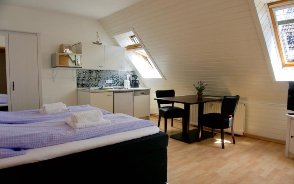 Property building, Living room, Bedroom
