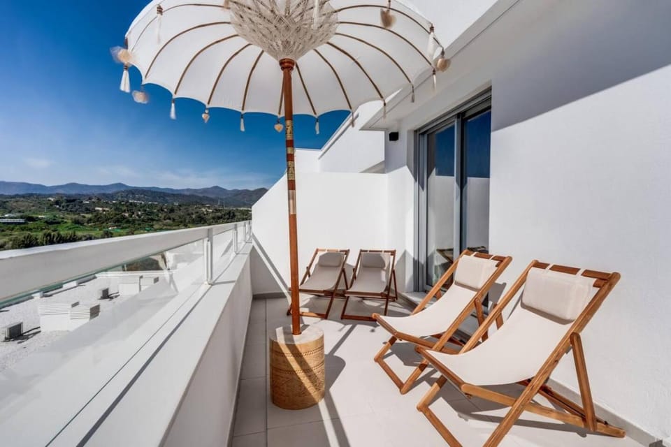Day, Natural landscape, Balcony/Terrace, Balcony/Terrace, Mountain view, sunbed