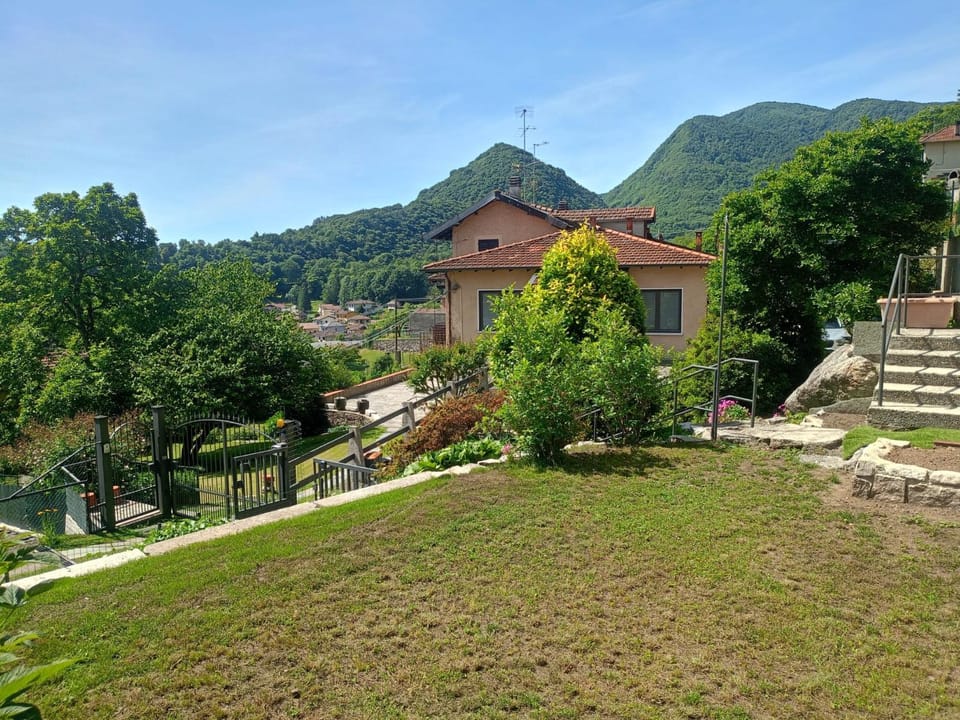 Casa Silvia Natura Relax, Sport & Family House in Omegna