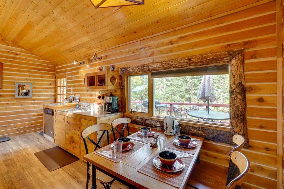 3-Cabin Base w/ Lake Access: Dogs Welcome! Cabin in Ridgeway
