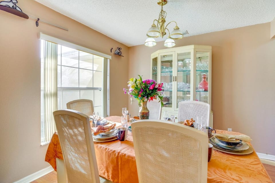 Decorative detail, Dining area