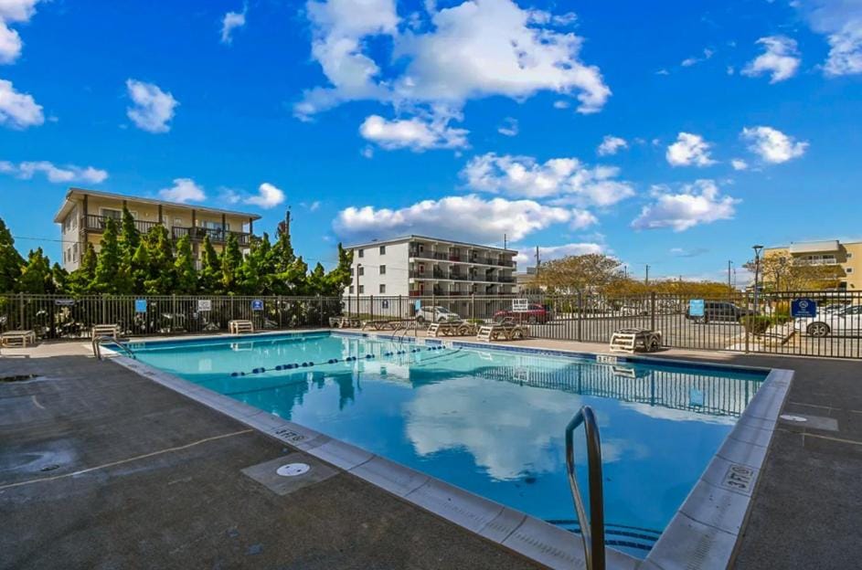 Oceanfront 3rd Floor Retreat Sunrise Views House in Ocean City