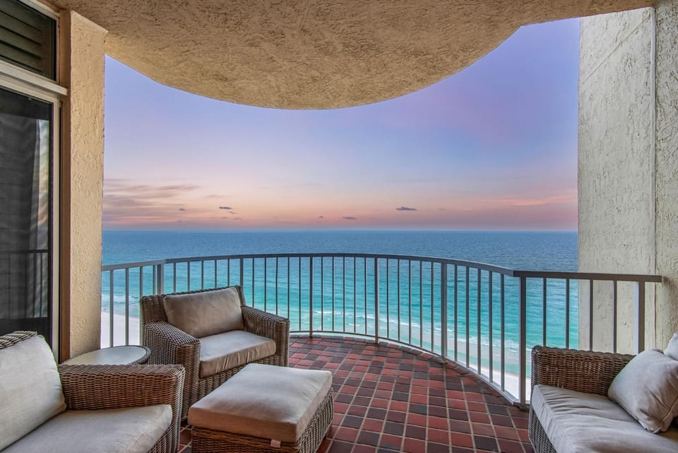 Balcony/Terrace, Seating area, Sea view, furniture