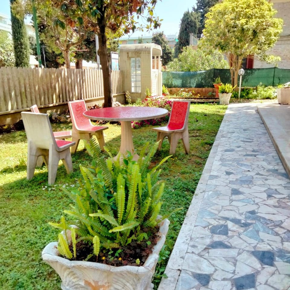 Residenza D'Annunzio 100 Apartment in Pineto