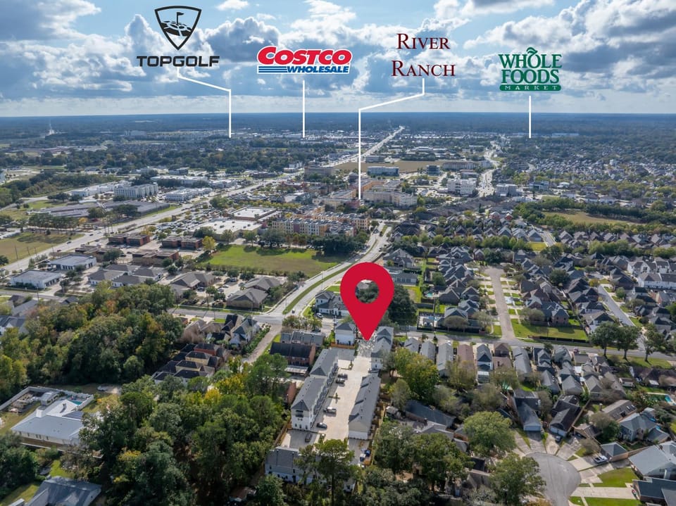 NEW Oakview Loft - River Ranch - 85 TV - Office - Nespresso - 2 King Beds House in Lafayette