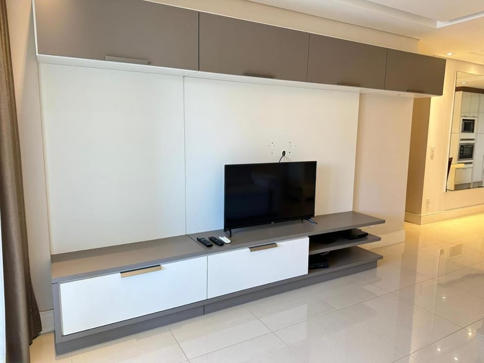 Apartamento c 4 dormitórios Apartment in Florianopolis