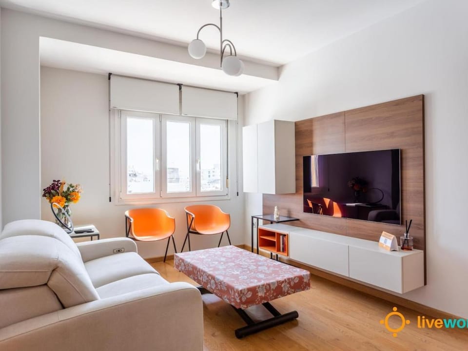 Novena Apartment by LiveWork Apartment in Cadiz