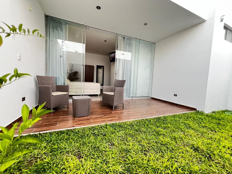Residencia Privé House in Ica
