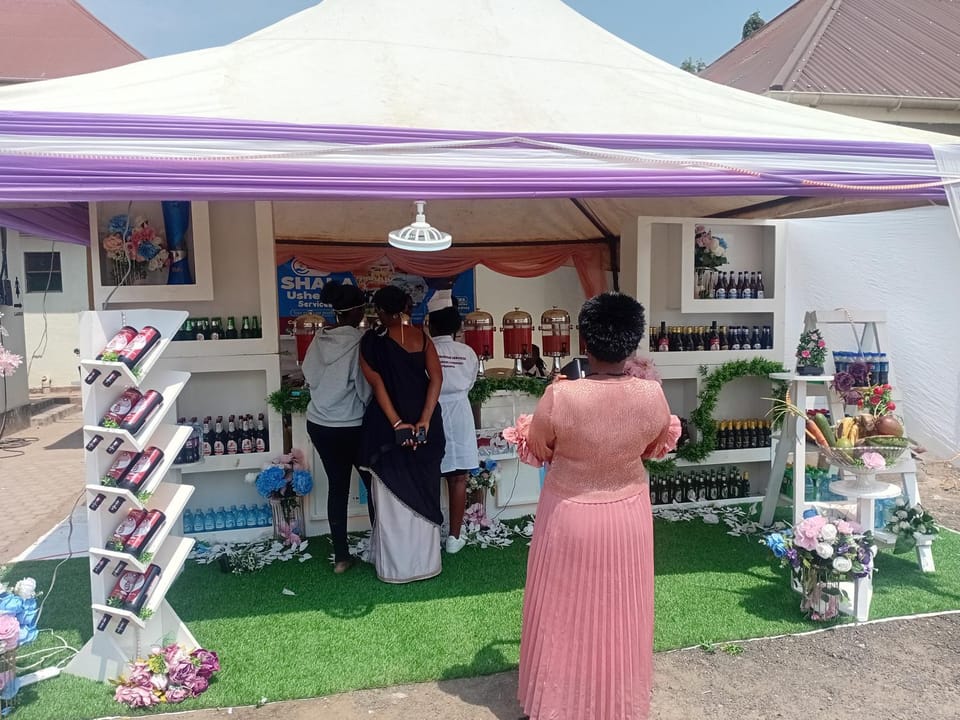 minibar, wedding