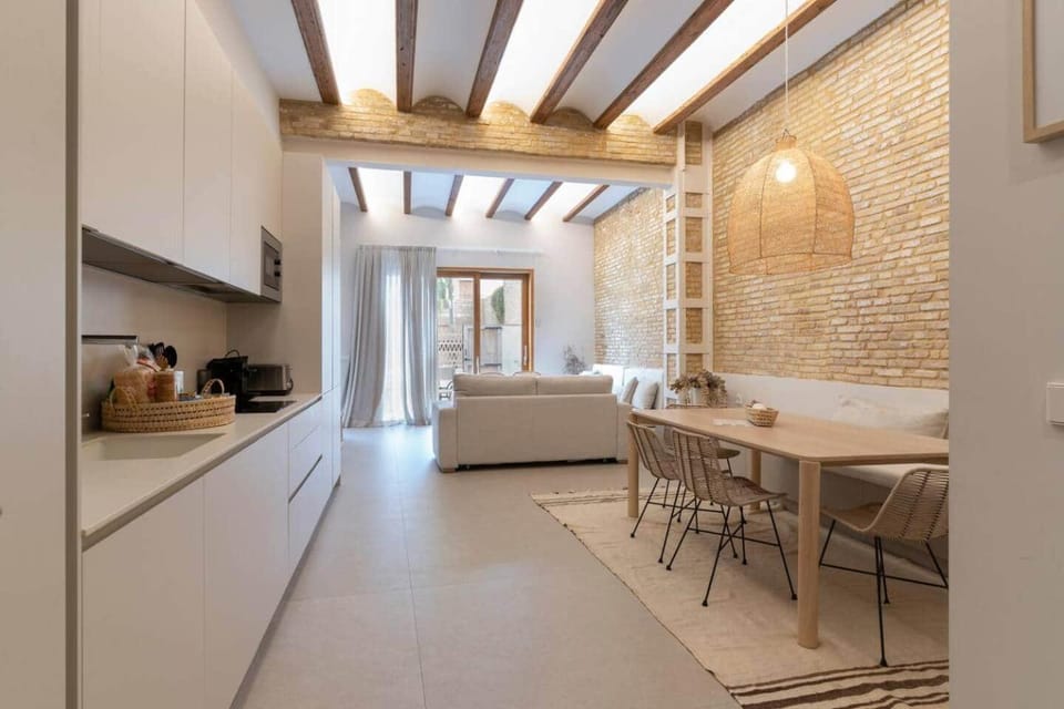 Kitchen or kitchenette, Living room, Dining area