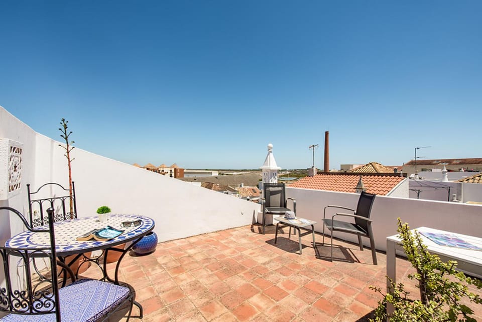 Patio, Day, View (from property/room), Balcony/Terrace, Dining area