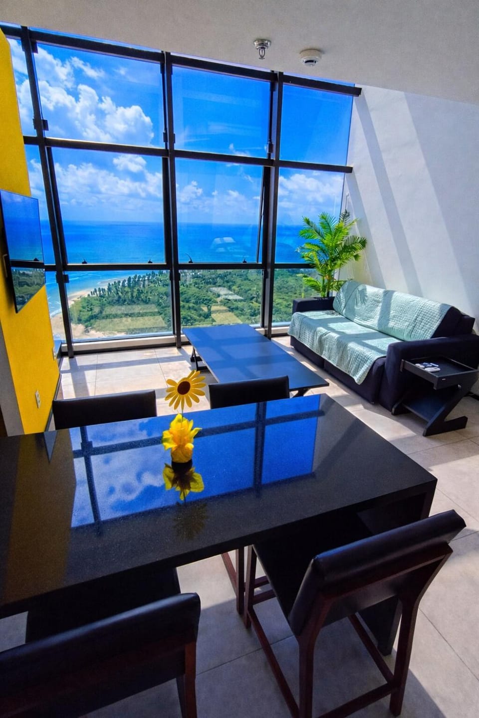 Living room, Landmark view, Landmark view, River view, River view, Sea view, Sea view