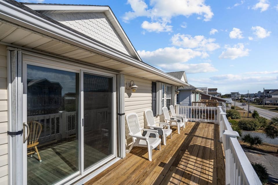 Discover Morton's Salt Life House in North Topsail Beach
