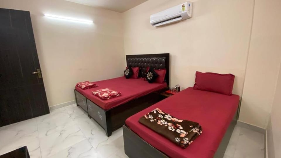 Aviral Stay Hotel in Uttarakhand