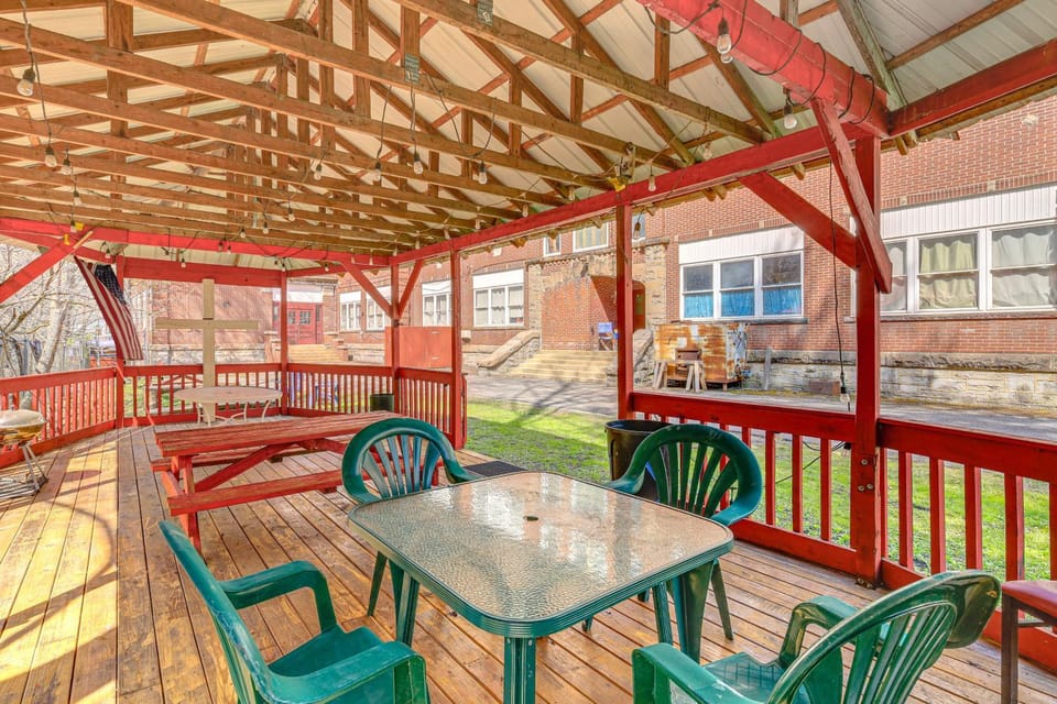 Warrior Trail Access! Converted Schoolhouse Suite Apartment in West Virginia