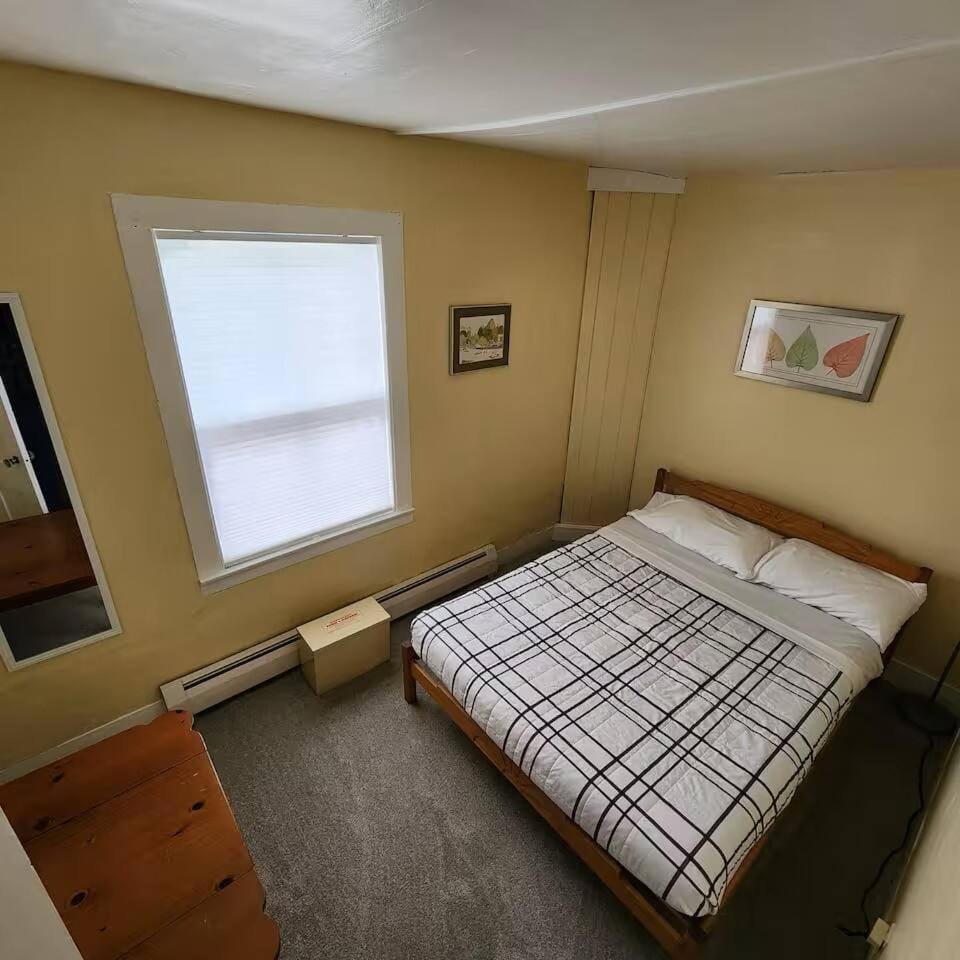 Cozy Retreat (Unit 1) Close to Smuggs, Stowe, Jay Apartment in Johnson