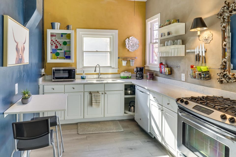 2-Unit Rental in ABQ! Walk or Bike to Downtown House in Albuquerque