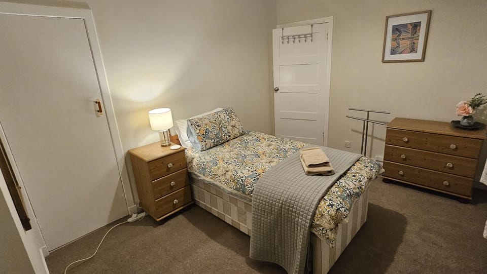 Spacious 2 Bedroom Flat in Coatbridge Apartment in Coatbridge