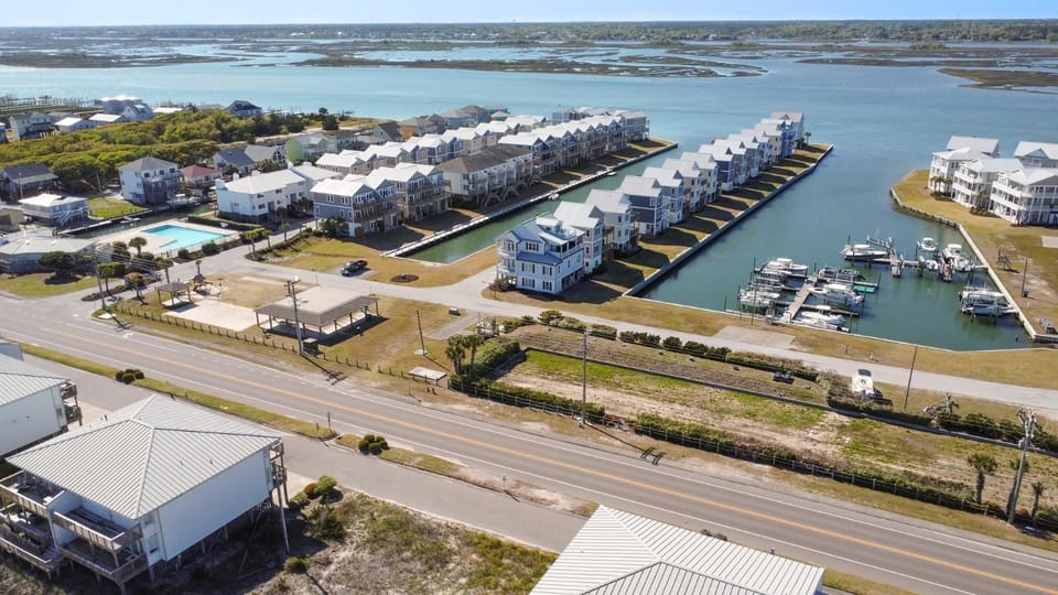 Experience oceanfront bliss at Queen's Grant House in Topsail Beach
