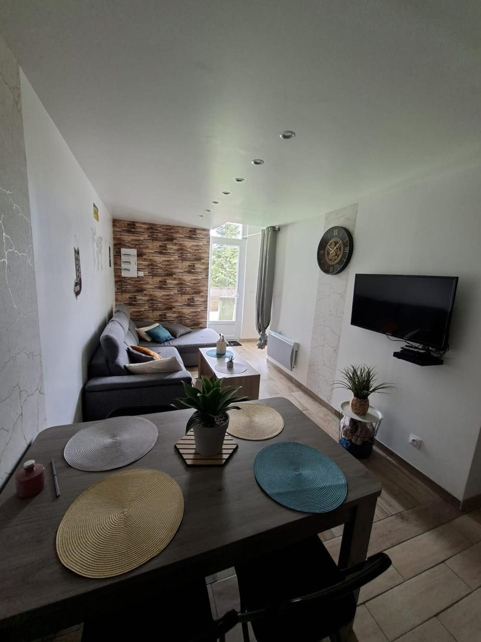 Seating area