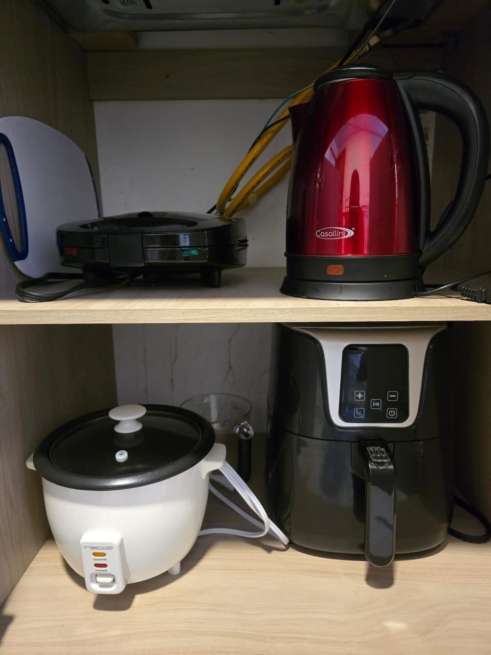 Apartamento Completo y Económico en El Poblado Apartment in Medellin