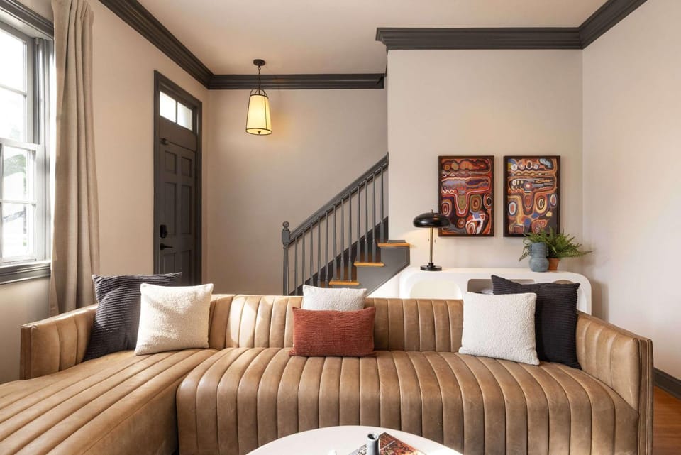 home Combo Near Forsyth Park Parking House in Savannah