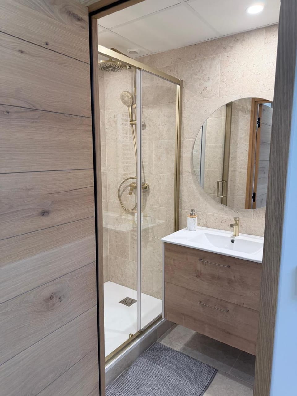 Charmant Appartement Apartment in Auvergne-Rhône-Alpes
