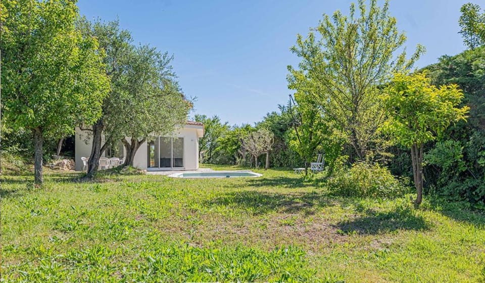 Garden, Garden view
