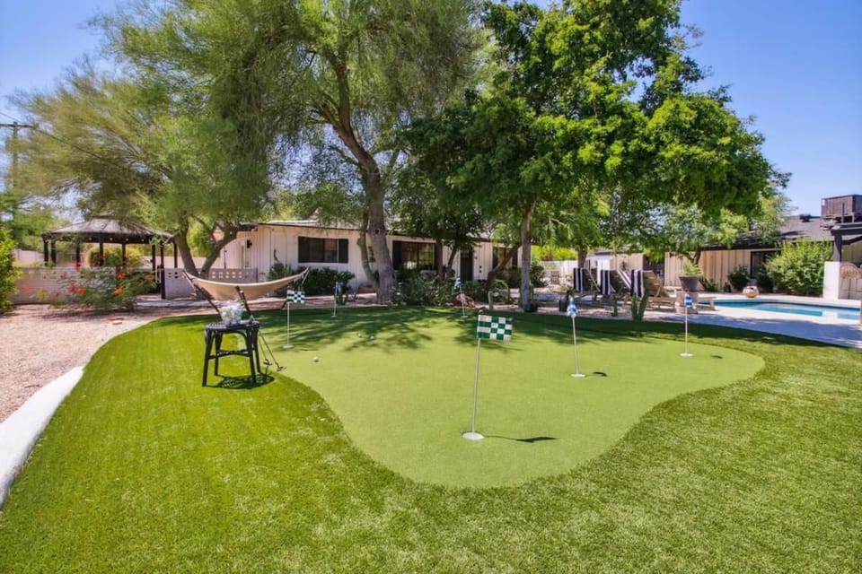 Luxe Desert Compound Private Heated Pool House in Scottsdale