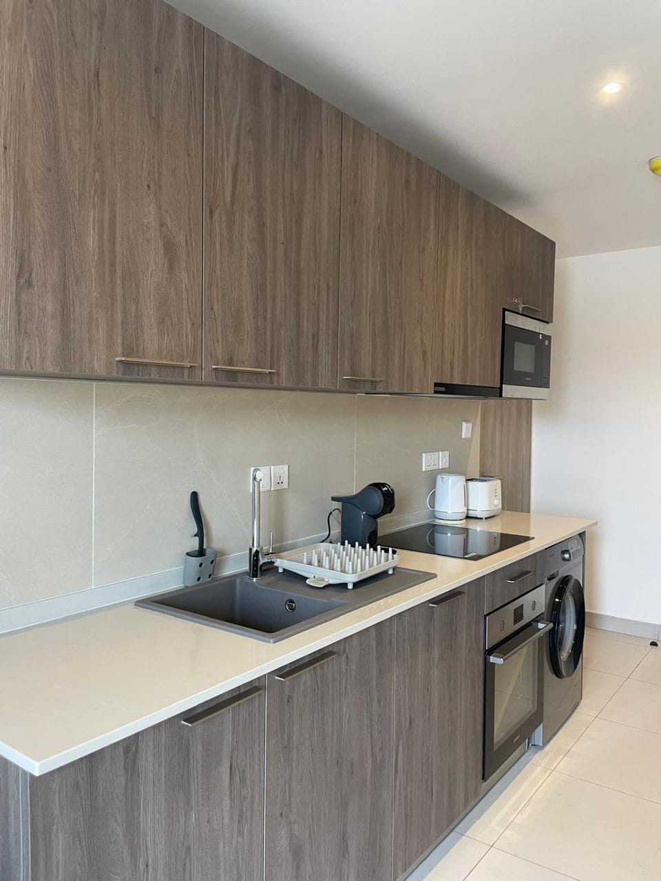 Delali Residence at The Bantree 5 mins from Airport Apartment in Accra