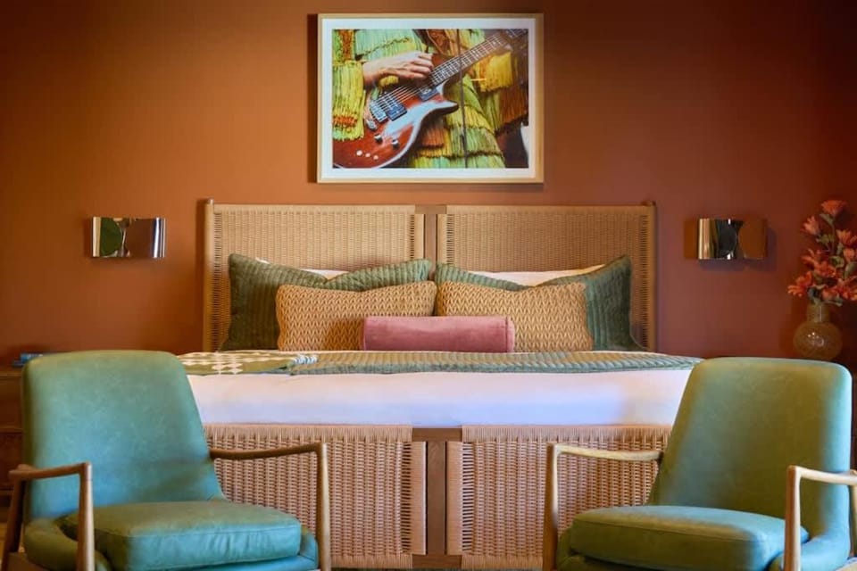 Luxe Private Resort Compound Heated Pool and Spa House in Scottsdale