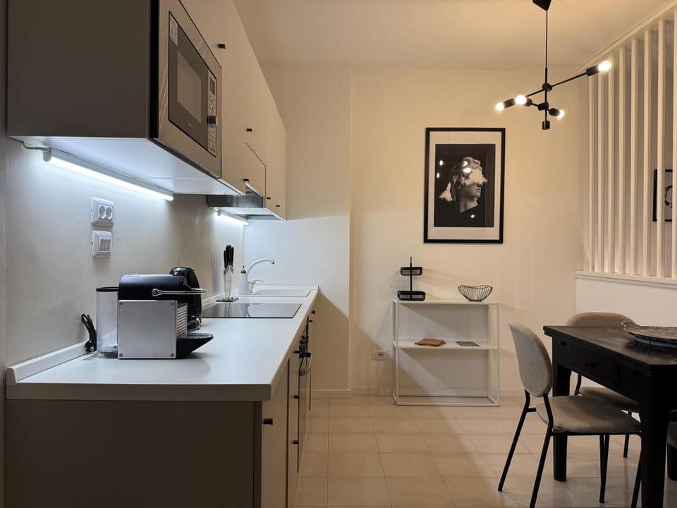 Dining area, dishwasher, oven, stove, kitchen