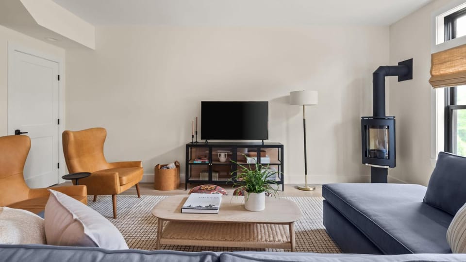 Lush Stowe Retreat Near Downtown House in Morristown