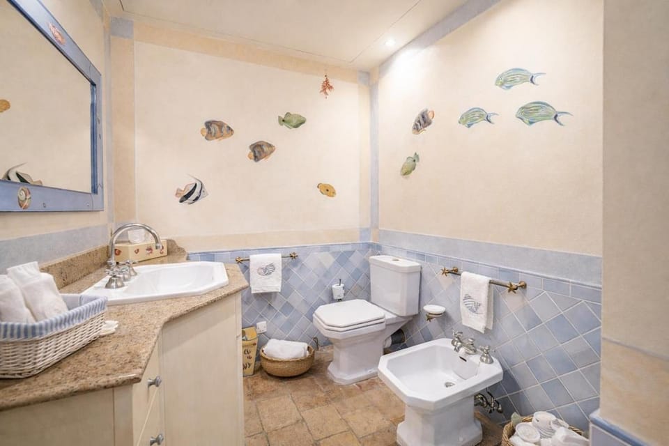 Premium Stay in Place des Lices Apartment in Saint-Tropez