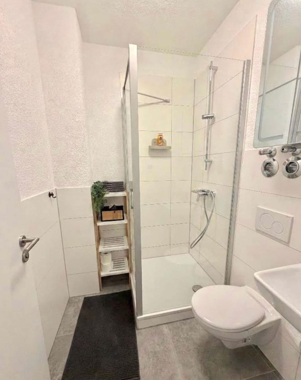 Nähe KIT - Parkplatz - Netflix - Ruhig Apartment in Karlsruhe