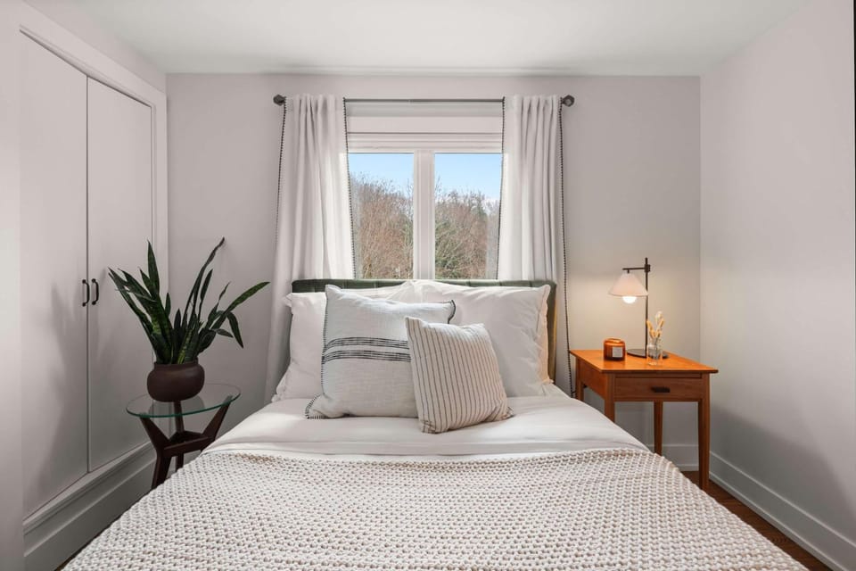 Upscale Vermont Condo off of Mountain Rd House in Stowe Fork