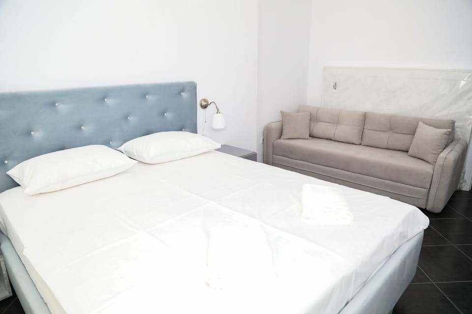 Azura Apartment in Vlorë