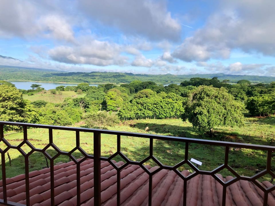 Natural landscape, Balcony/Terrace, Lake view, Mountain view