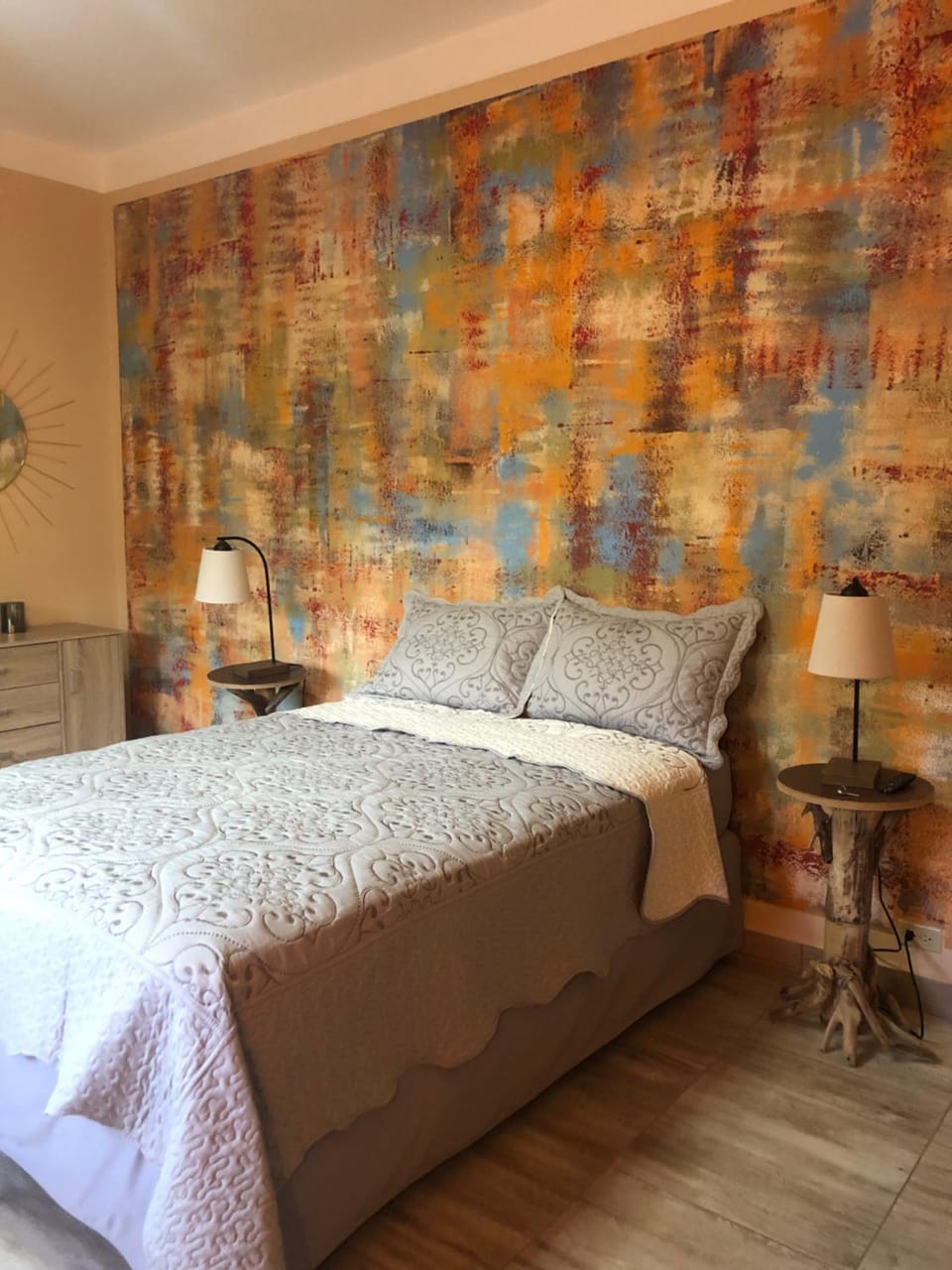 Bed, Photo of the whole room