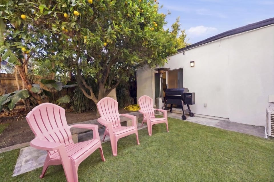 Pacific Beach Beachside Bliss - Sleeps 12! House in Pacific Beach