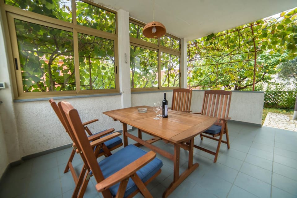 Balcony/Terrace, children, Family