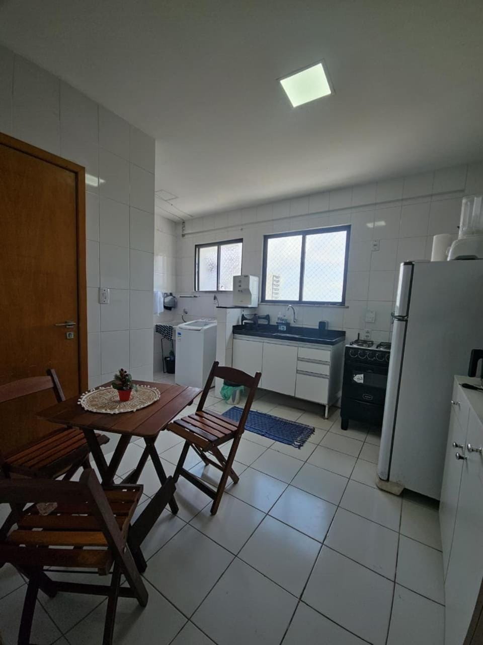 Kitchen or kitchenette, Communal kitchen, kitchen